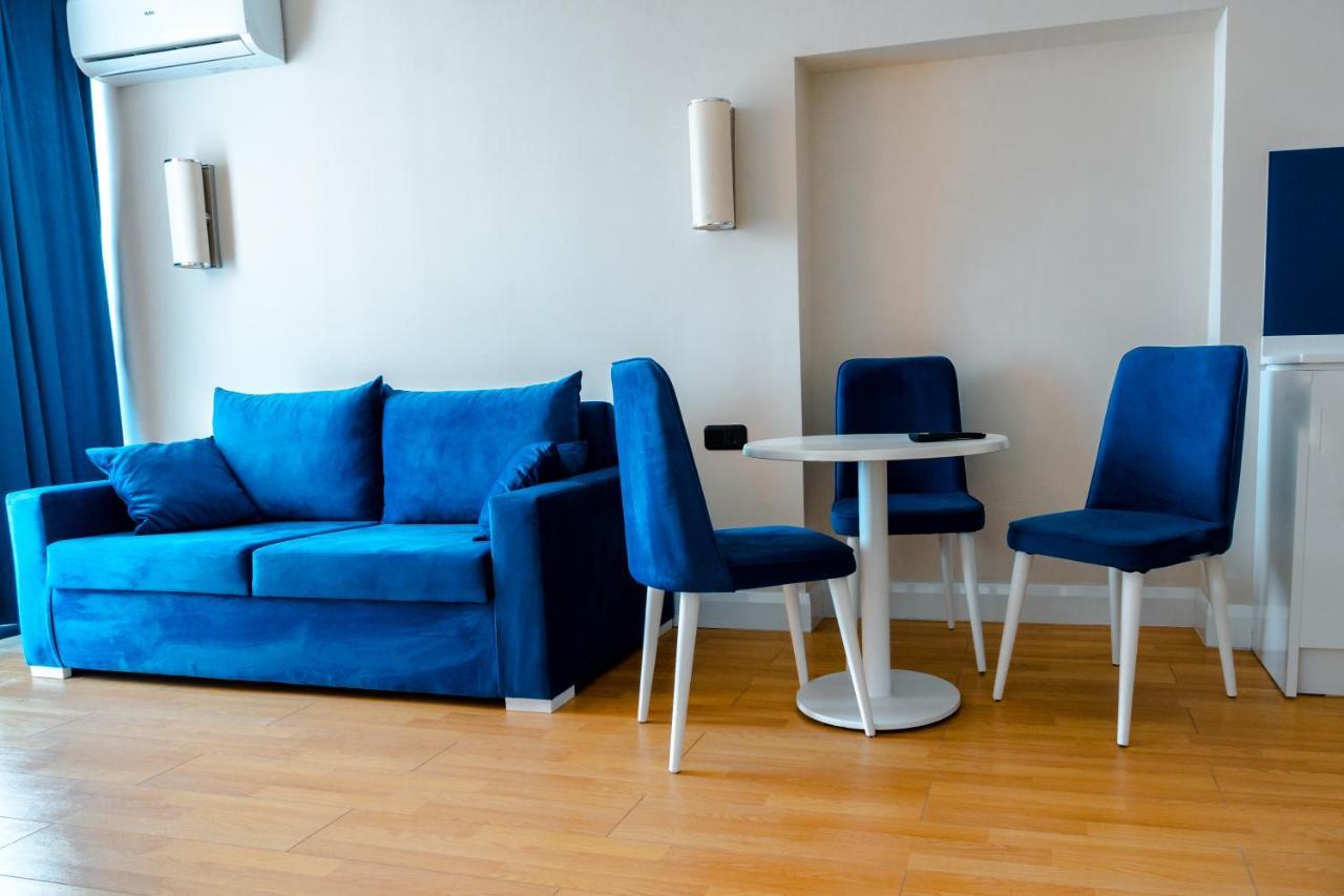 Orbi City - Aparthotel Near The Beach บาทูมิ ภายนอก รูปภาพ