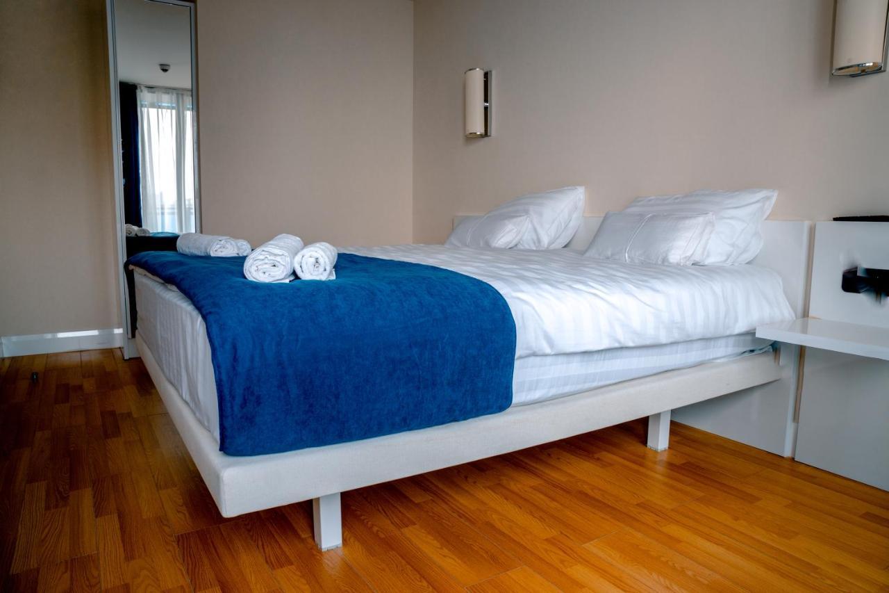 Orbi City - Aparthotel Near The Beach บาทูมิ ภายนอก รูปภาพ
