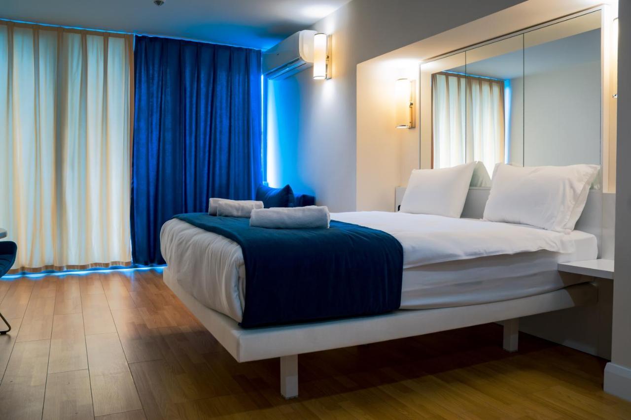 Orbi City - Aparthotel Near The Beach บาทูมิ ภายนอก รูปภาพ