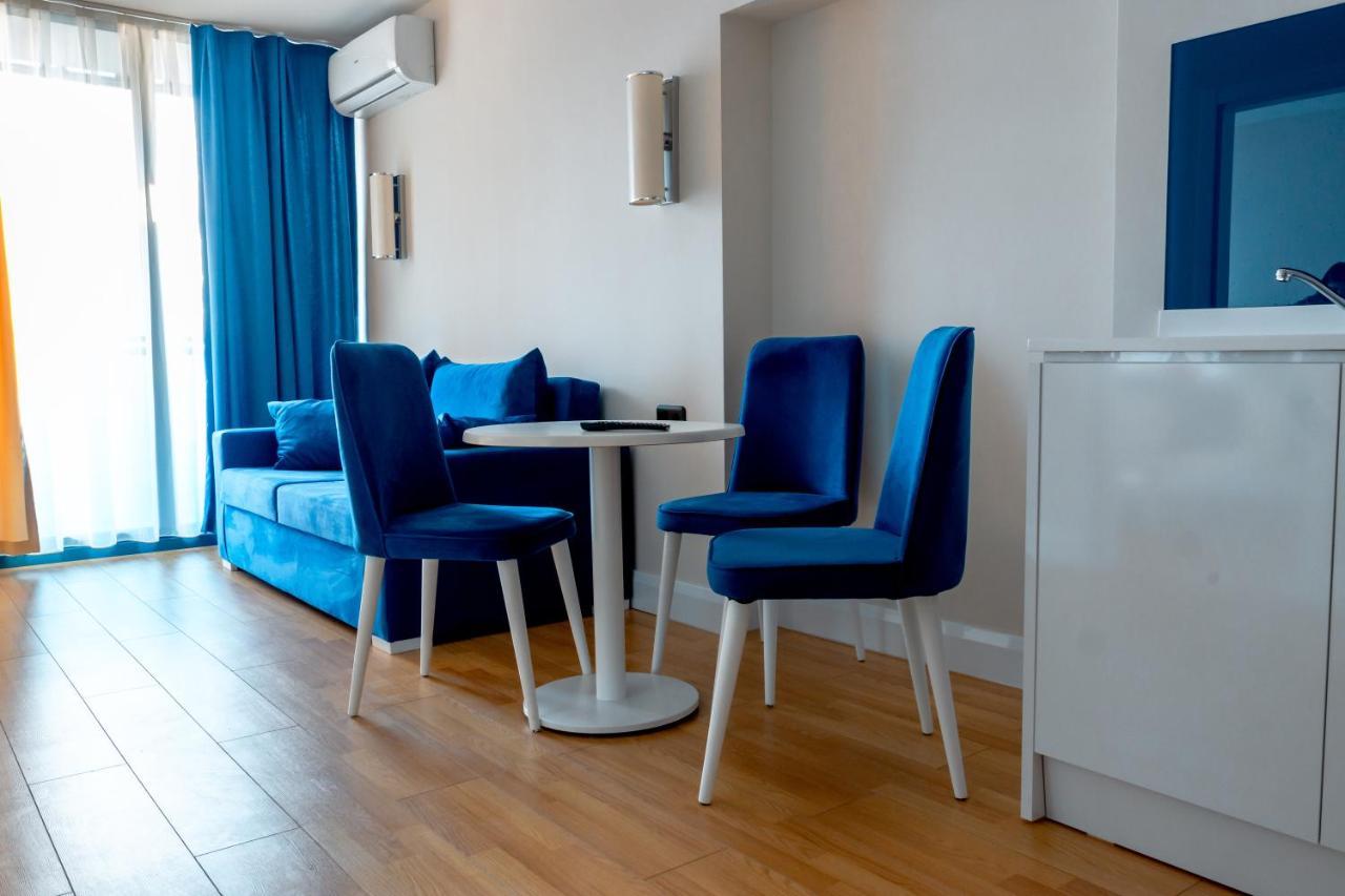 Orbi City - Aparthotel Near The Beach บาทูมิ ภายนอก รูปภาพ